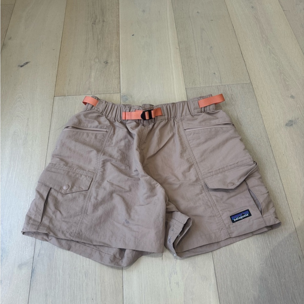 Patagonia Outdoor Everyday Short - Medium - Brown - with belt